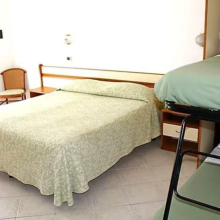 I 4 Assi Hotel *