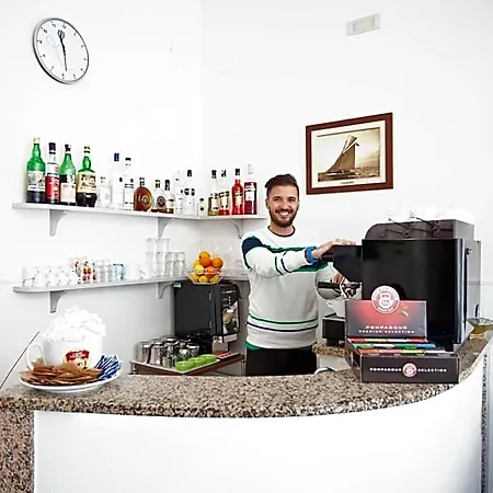 Hotel I 4 Assi